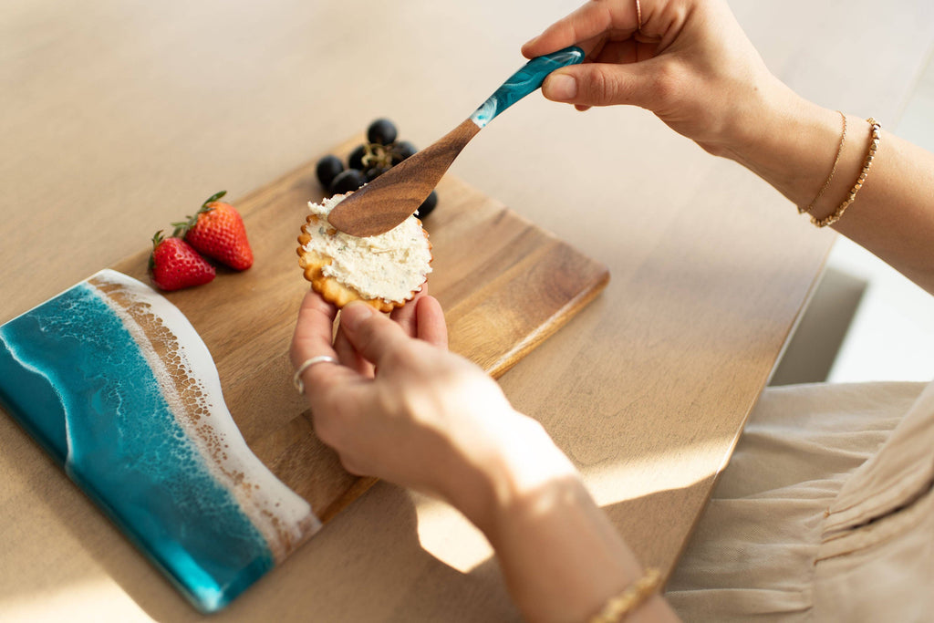Acacia Cheese Spreader: Ocean Vibes