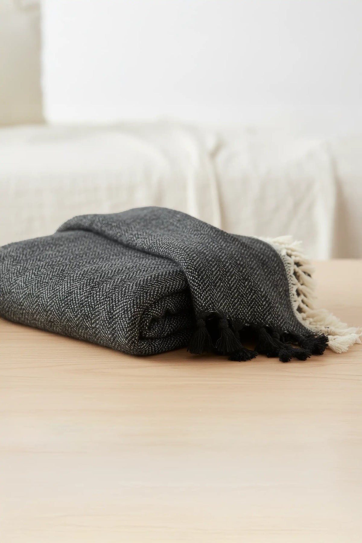 Soft Cream Farmhouse Throw : Black