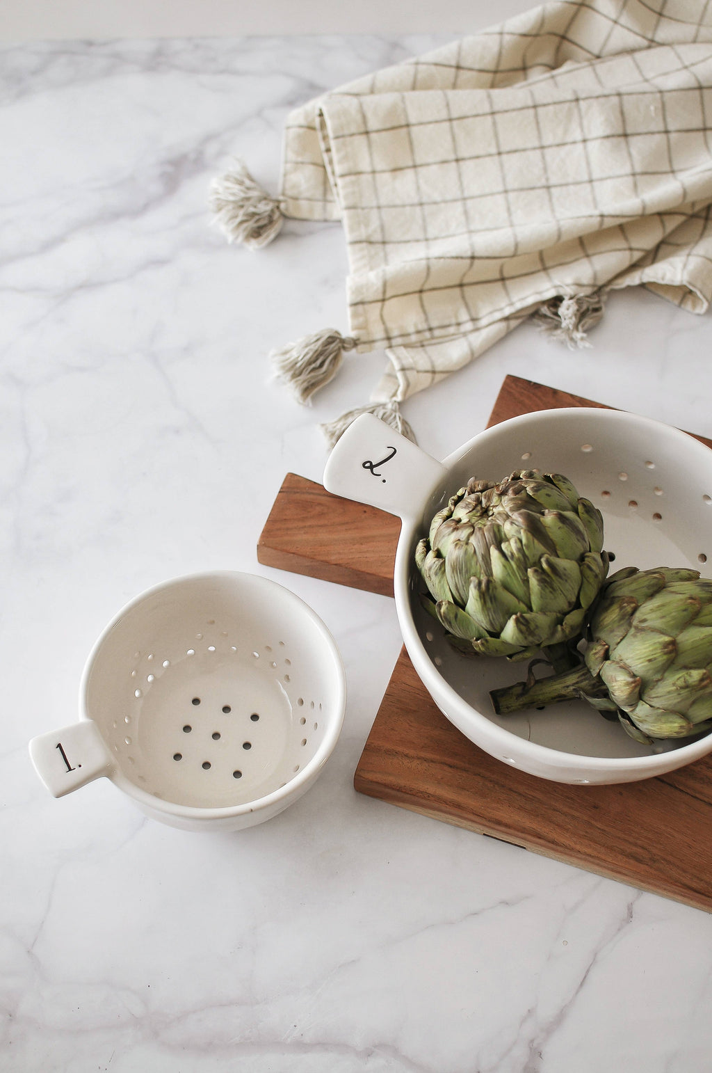 Rae Dunn Stem Print Colander Set of 2
