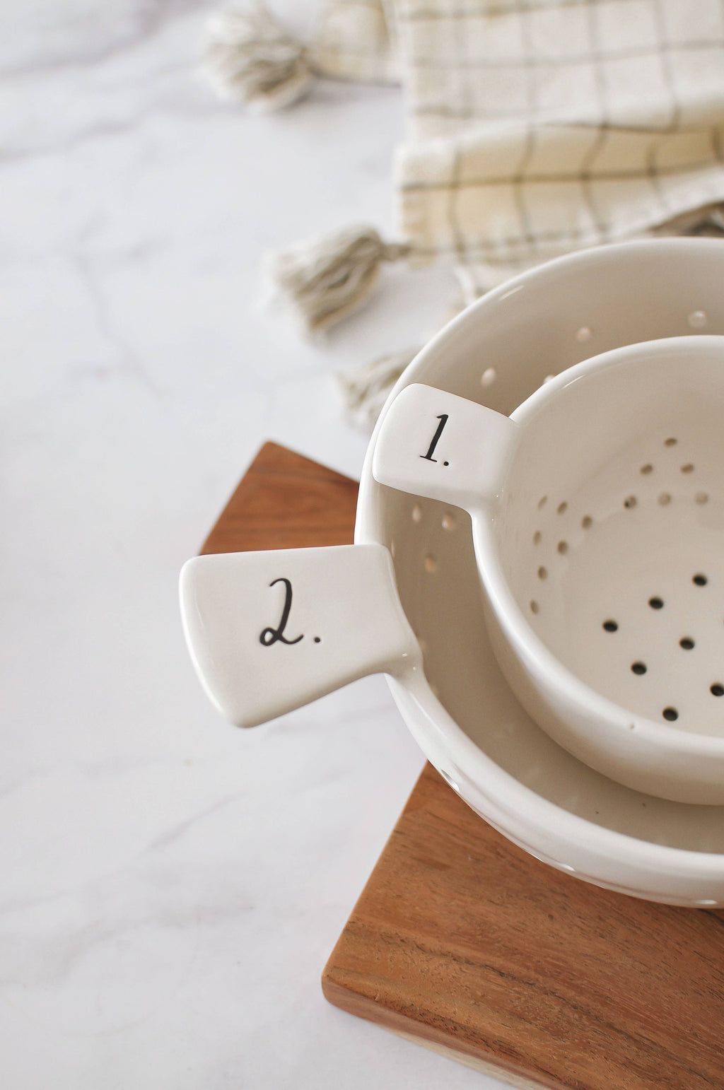 Rae Dunn Stem Print Colander Set of 2
